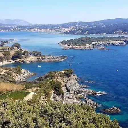 Logement Renove En Residence, Climatise, Terrasse Appartamento Sanary-sur-Mer